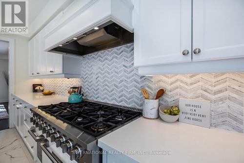 82 Hennessey Crescent, Kawartha Lakes, ON - Indoor Photo Showing Kitchen