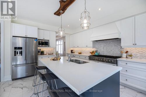 82 Hennessey Crescent, Kawartha Lakes, ON - Indoor Photo Showing Kitchen With Double Sink With Upgraded Kitchen