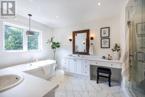 82 Hennessey Crescent, Kawartha Lakes, ON - Indoor Photo Showing Bathroom