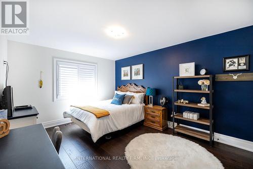 82 Hennessey Crescent, Kawartha Lakes, ON - Indoor Photo Showing Bedroom