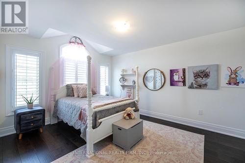 82 Hennessey Crescent, Kawartha Lakes, ON - Indoor Photo Showing Bedroom