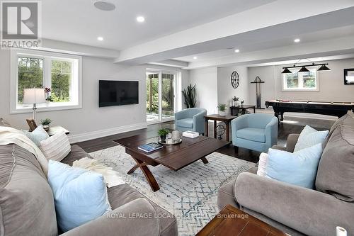 128 Timber Lane, Blue Mountains, ON - Indoor Photo Showing Living Room