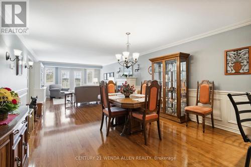 9 - 520 Silken Laumann Drive W, Newmarket, ON - Indoor Photo Showing Dining Room