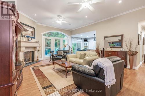 22 O'Donnell Court, Penetanguishene, ON - Indoor Photo Showing Living Room With Fireplace