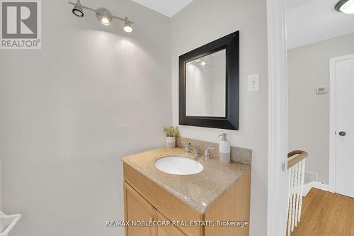 23 Kanarick Crescent, Toronto (Glenfield-Jane Heights), ON - Indoor Photo Showing Bathroom