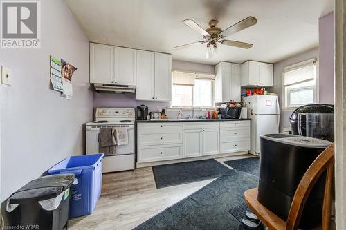 1121 Trafalgar Street, London, ON - Indoor Photo Showing Kitchen