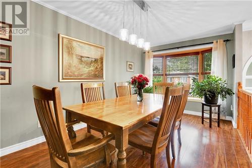 100 Seventh Avenue, Arnprior, ON - Indoor Photo Showing Dining Room