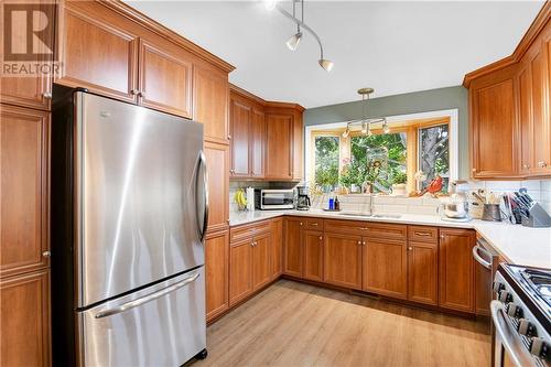 100 Seventh Avenue, Arnprior, ON - Indoor Photo Showing Kitchen