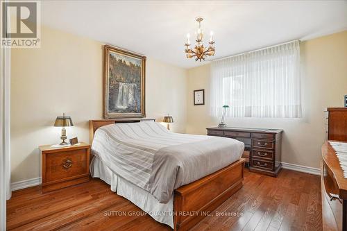 19 Meadowbrook Crescent, St. Catharines, ON - Indoor Photo Showing Bedroom