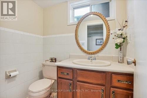 19 Meadowbrook Crescent, St. Catharines (Fairview), ON - Indoor Photo Showing Bathroom