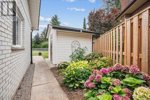 19 Meadowbrook Crescent, St. Catharines (Fairview), ON - Outdoor With Exterior