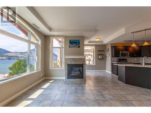 100 Lakeshore Drive W Unit# 714, Penticton, BC - Indoor With Fireplace