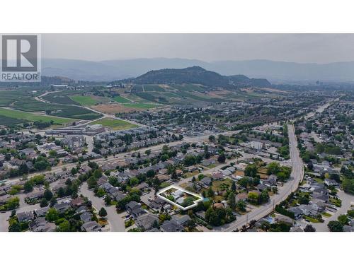 158 -160 Cariboo Road, Kelowna, BC - Outdoor With View