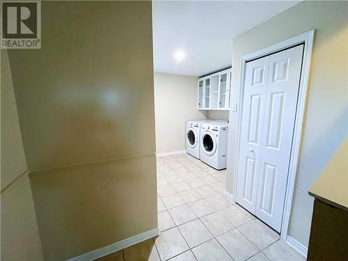 14 Amberwood Court, Moncton, NB - Indoor Photo Showing Laundry Room