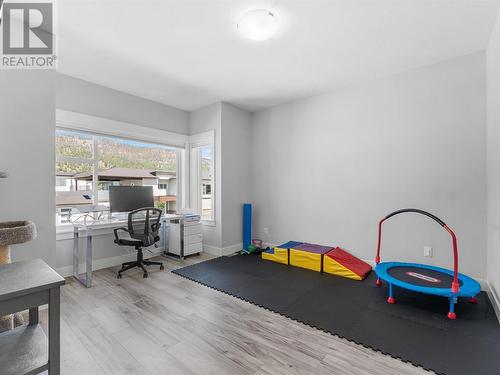 229 Tupman Crescent, Kelowna, BC - Indoor Photo Showing Office