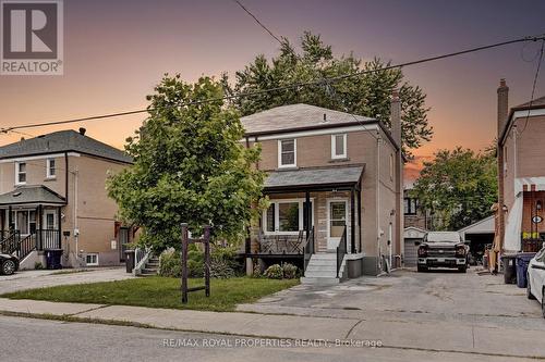 22 Rupert Street, Toronto (Clairlea-Birchmount), ON - Outdoor With Facade