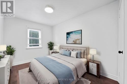 22 Rupert Street, Toronto (Clairlea-Birchmount), ON - Indoor Photo Showing Bedroom