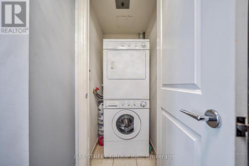 312 - 131 Upper Duke Crescent, Markham (Unionville), ON - Indoor Photo Showing Laundry Room