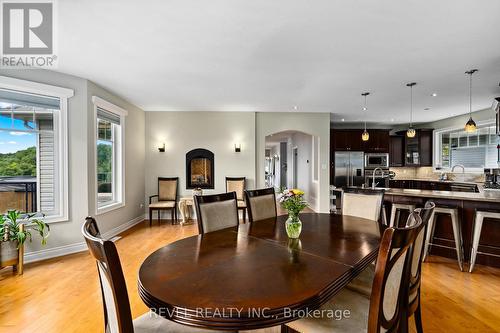 10 Valleycrest Drive, Oro-Medonte, ON - Indoor Photo Showing Dining Room