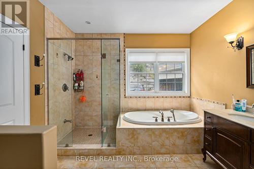 10 Valleycrest Drive, Oro-Medonte, ON - Indoor Photo Showing Bathroom