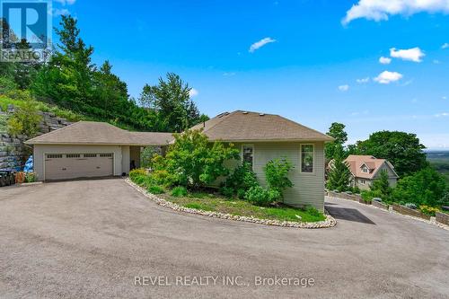 10 Valleycrest Drive, Oro-Medonte, ON - Outdoor