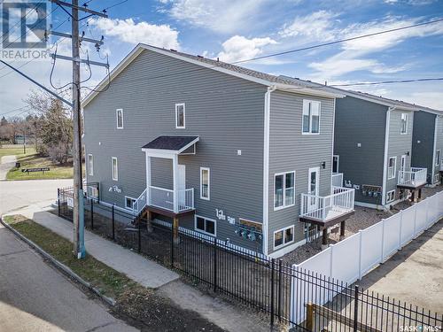 423 L Avenue S, Saskatoon, SK - Outdoor