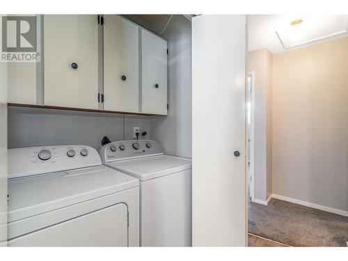 778 Coopland Crescent, Kelowna, BC - Indoor Photo Showing Laundry Room