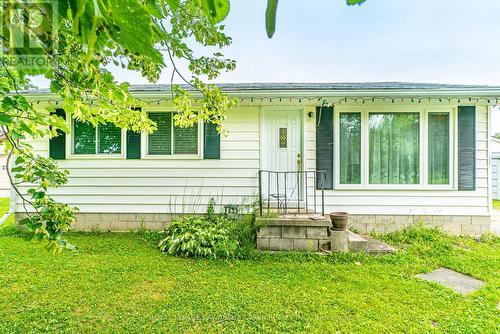 122 Victoria Avenue, Brock (Beaverton), ON - Outdoor