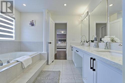 58 Curran Road, Hamilton (Ancaster), ON - Indoor Photo Showing Bathroom