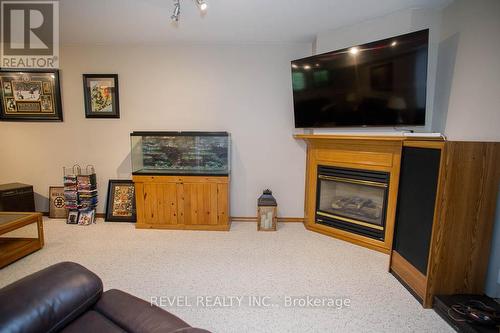 23 Garner'S Lane, Brantford, ON - Indoor Photo Showing Living Room With Fireplace