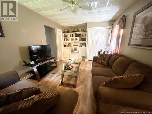 195 Geralyn, Miramichi, NB - Indoor Photo Showing Living Room