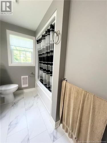 195 Geralyn, Miramichi, NB - Indoor Photo Showing Bathroom