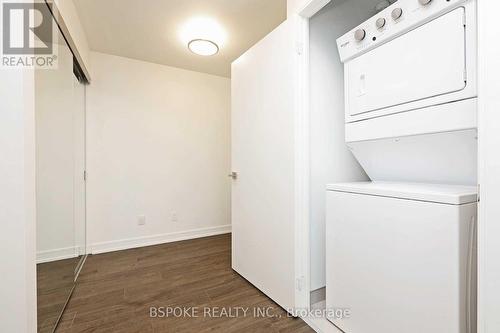 350 - 621 Sheppard Avenue E, Toronto (Bayview Village), ON - Indoor Photo Showing Laundry Room