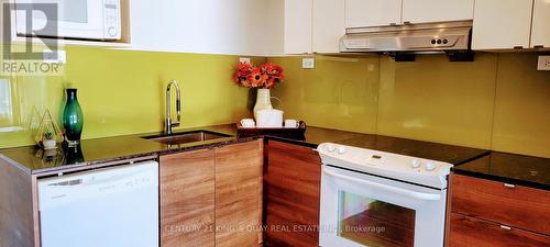 1210 - 121 Mcmahon Drive, Toronto (Bayview Village), ON - Indoor Photo Showing Kitchen