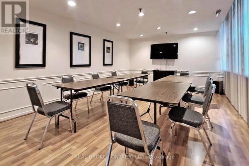 1009 - 8111 Yonge Street, Markham, ON - Indoor Photo Showing Dining Room