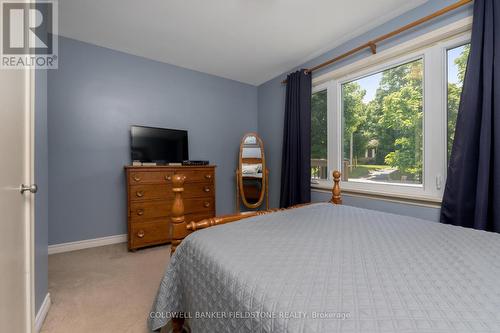 17 Hewson Crescent, Halton Hills, ON - Indoor Photo Showing Bedroom