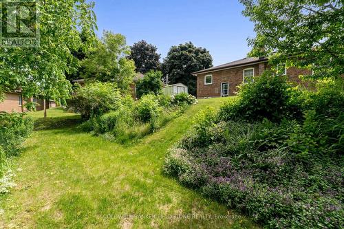 17 Hewson Crescent, Halton Hills, ON - Outdoor