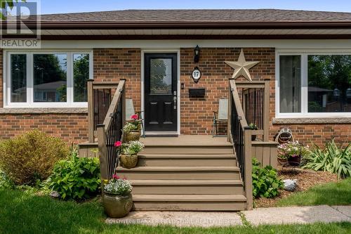 17 Hewson Crescent, Halton Hills, ON - Outdoor