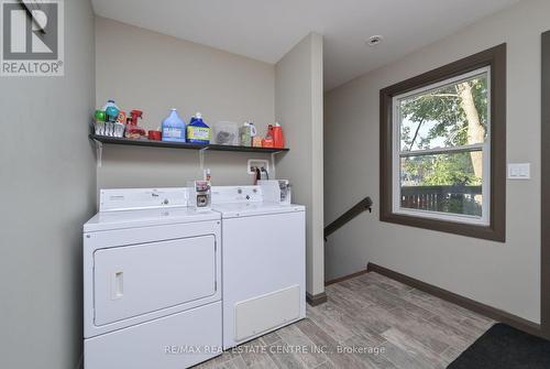 130 Wellington Street, Shelburne, ON - Indoor Photo Showing Laundry Room