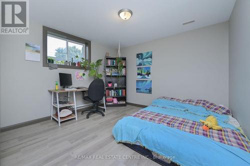 130 Wellington Street, Shelburne, ON - Indoor Photo Showing Bedroom