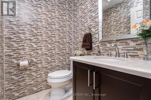 6127 Cheega Court, Mississauga (Meadowvale), ON - Indoor Photo Showing Bathroom