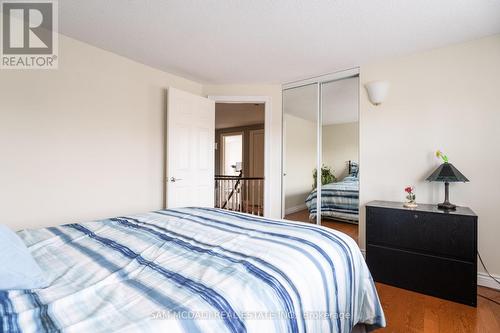 6127 Cheega Court, Mississauga (Meadowvale), ON - Indoor Photo Showing Bedroom