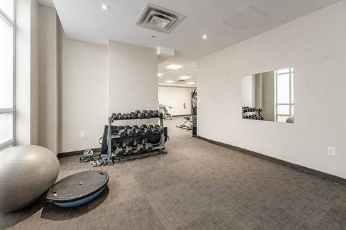 81 Robinson Street|Unit #804, Hamilton, ON - Indoor Photo Showing Other Room