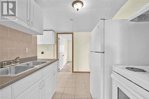 854 Pierre, Windsor, ON - Indoor Photo Showing Kitchen With Double Sink