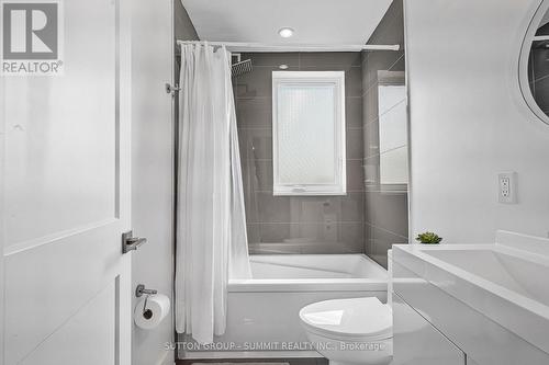 311 - 6065 Mcleod Road, Niagara Falls, ON - Indoor Photo Showing Bathroom