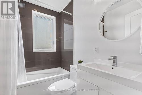 311 - 6065 Mcleod Road, Niagara Falls, ON - Indoor Photo Showing Bathroom