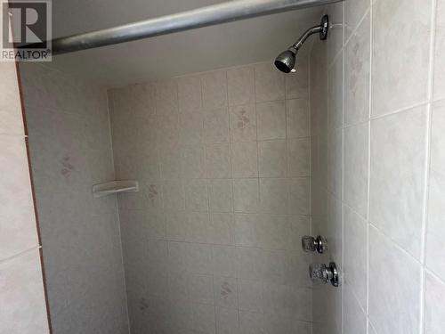 4405 Crystal Drive, Vernon, BC - Indoor Photo Showing Bathroom