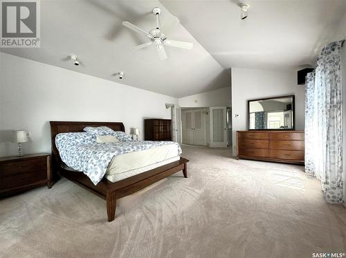 2712 Cameron Street, Regina, SK - Indoor Photo Showing Bedroom