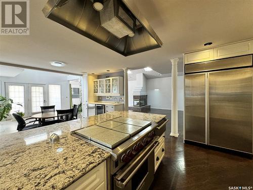 2712 Cameron Street, Regina, SK - Indoor Photo Showing Kitchen