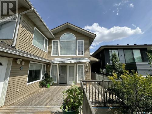 2712 Cameron Street, Regina, SK - Outdoor